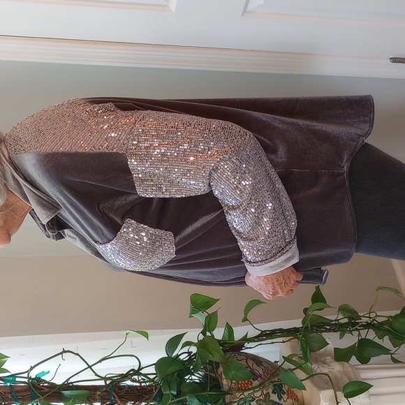 Umgee Tunic. - Picture 2 of 7